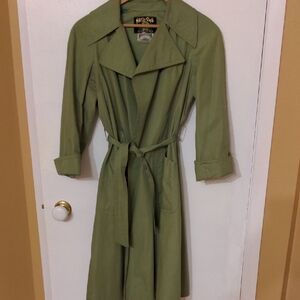 14. Vintage Avocado Green Cotton Lightweight Belted Trench Coat